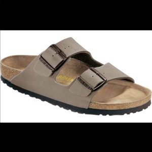Beige Birkenstock’s Size 38